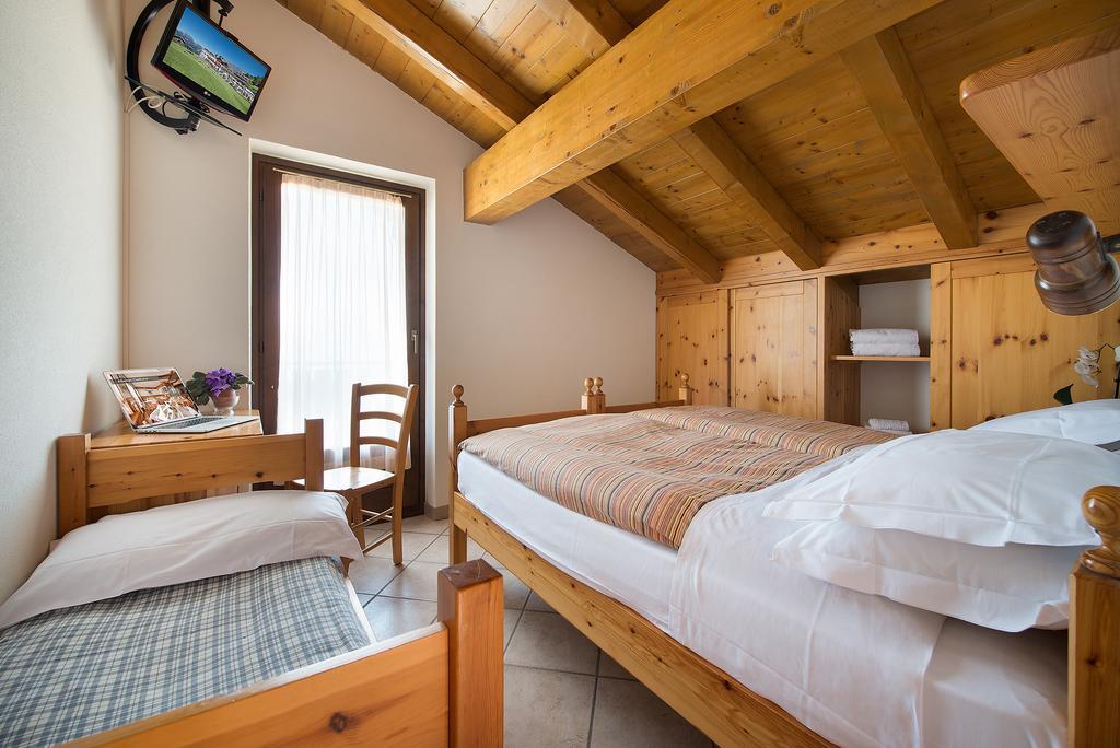 Hotel Gallo Cedrone Valdisotto Phòng bức ảnh