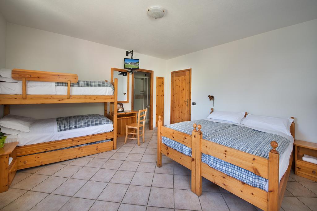 Hotel Gallo Cedrone Valdisotto Phòng bức ảnh