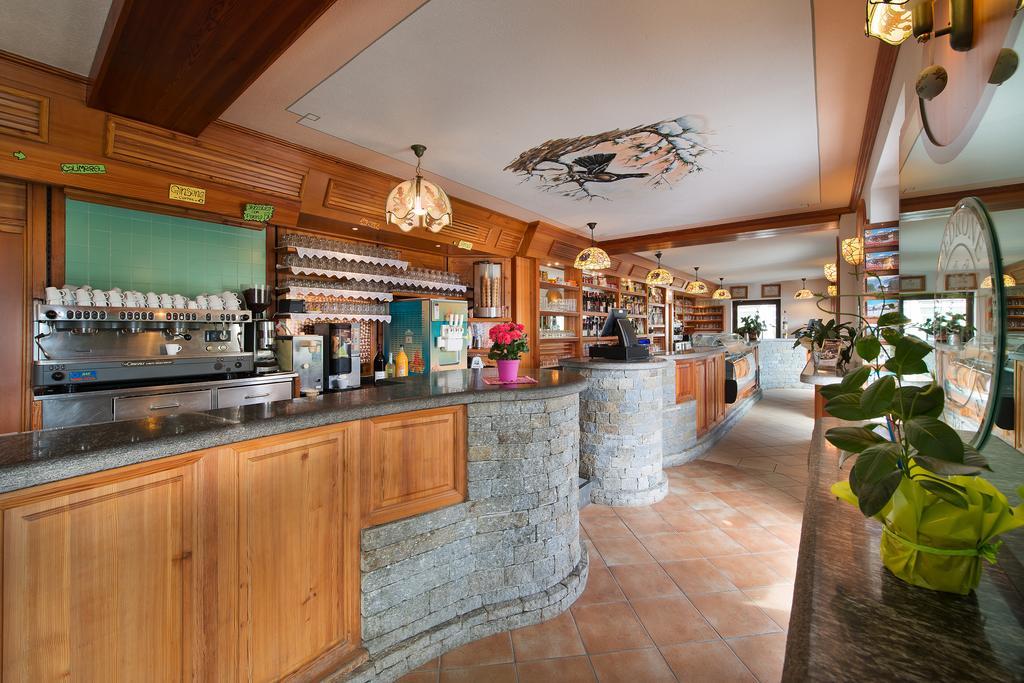 Hotel Gallo Cedrone Valdisotto Ngoại thất bức ảnh